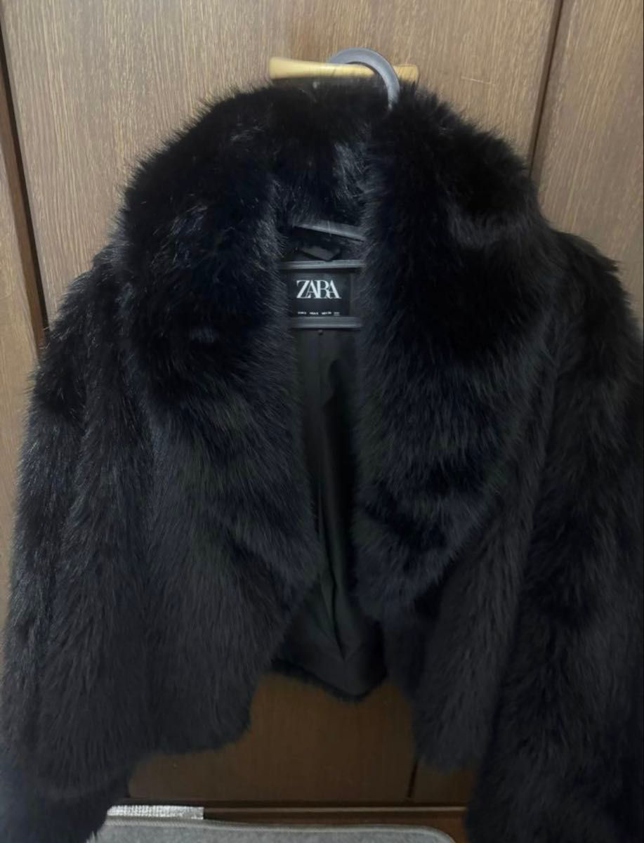 ZARA ザラ フェイクファーショートジャケット ブラック 未使用 ファー