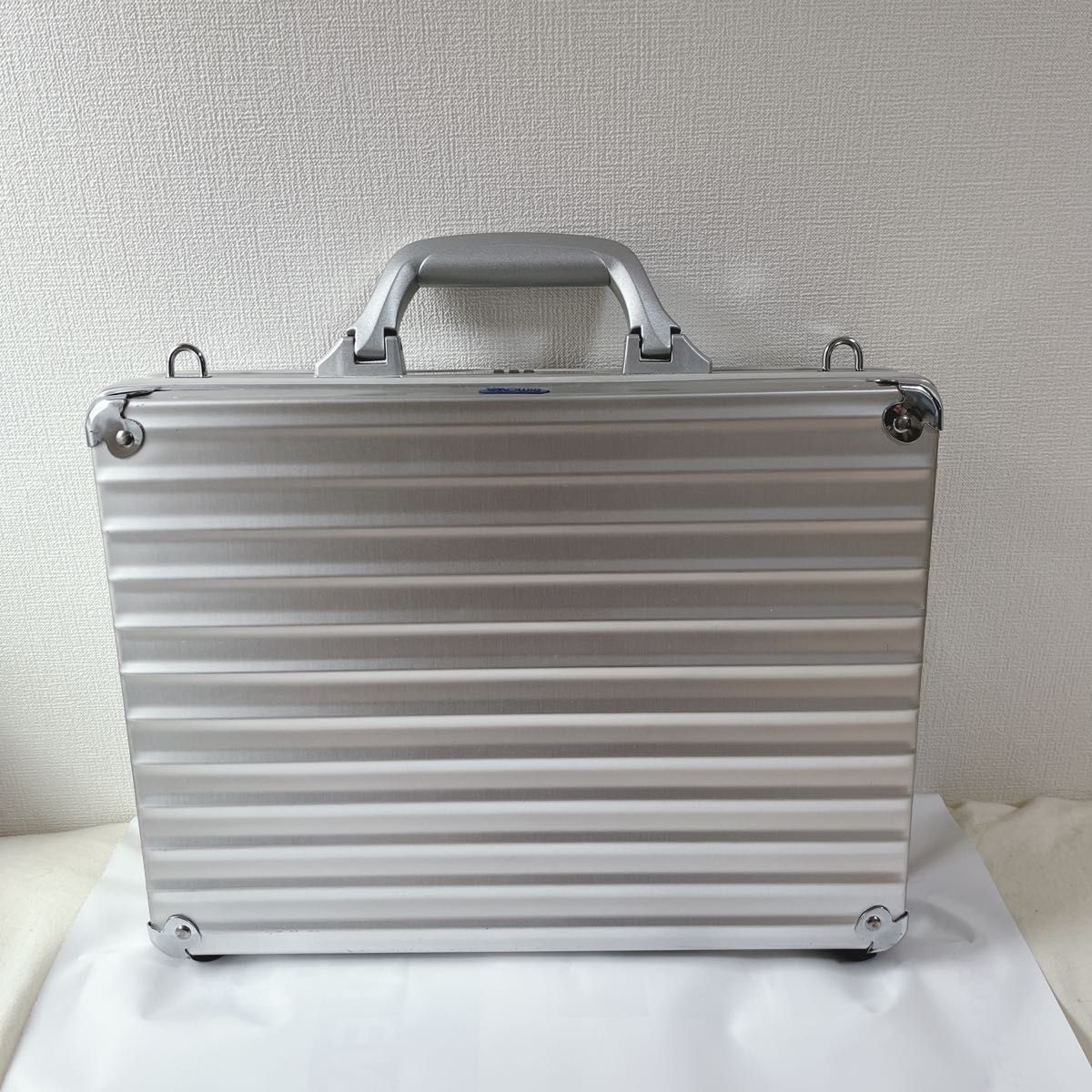 美品】RIMOWA(リモワ) アルミ製 アタッシュケース ビジネスバッグ