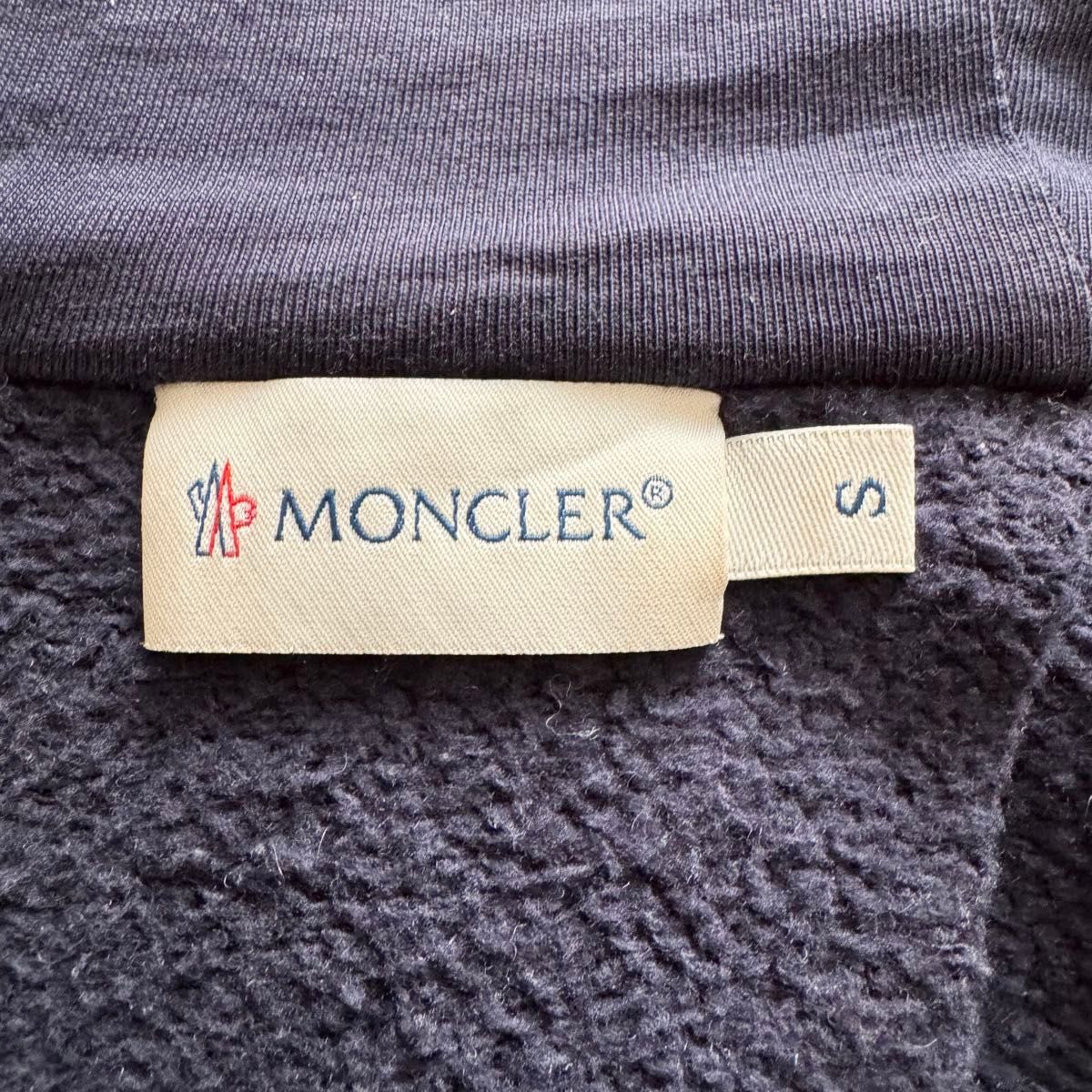 MONCLER モンクレールMAGLIA マグリア カーディガンダウンジャケット