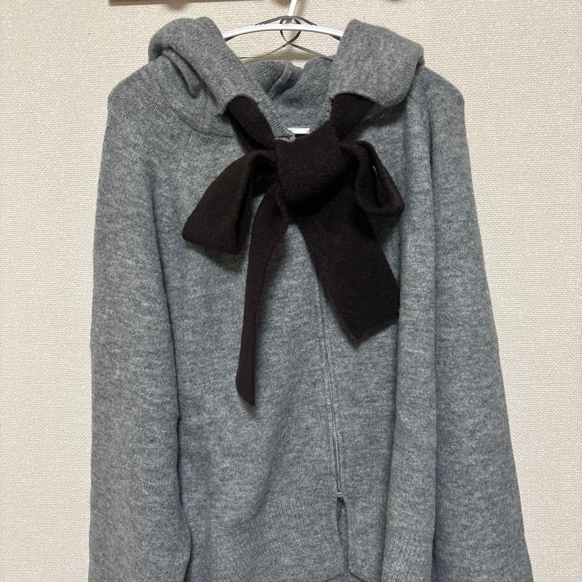 完売品 ZARA コントラストドローストリングフーディ L 美品 週末限定