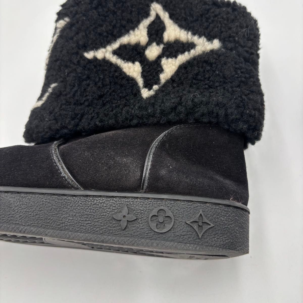 LOUIS VUITTON ルイヴィトン モノグラム スノードロップライン