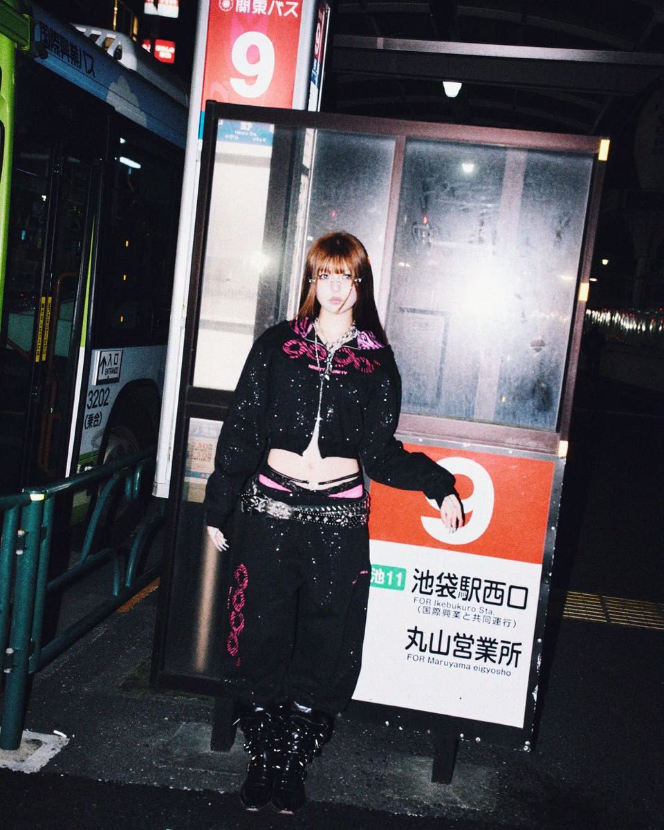 9090 girl OG Logo Glitter Sweat Pants｜Yahoo!フリマ（旧PayPayフリマ）