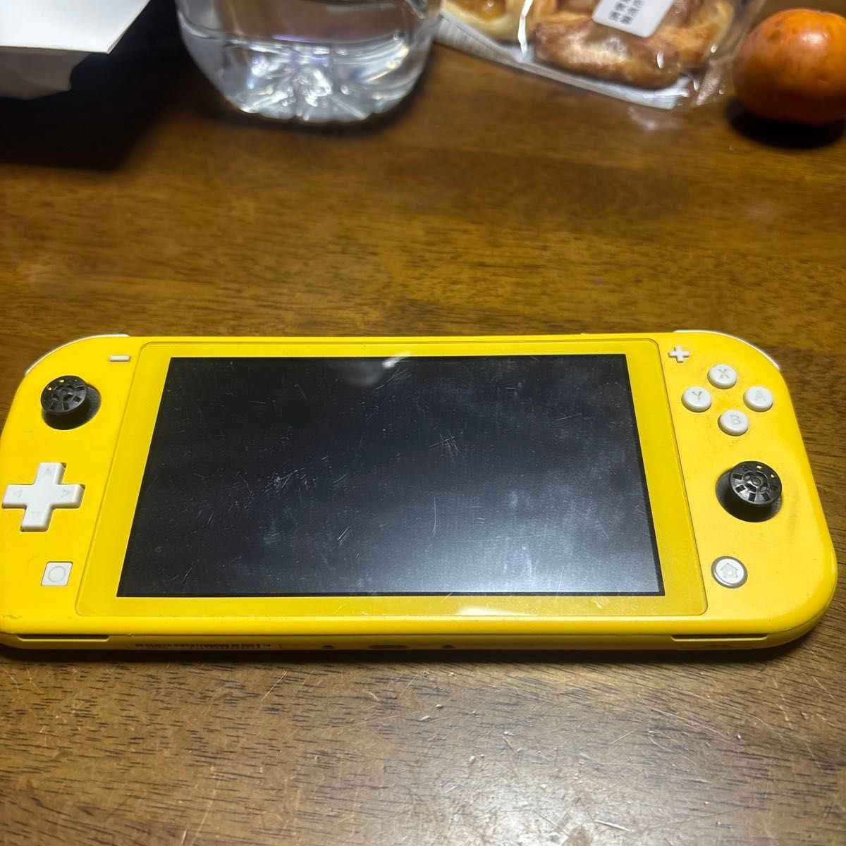 Nintendo Switch Lite イエロー 本体 ニンテンドースイッチライト