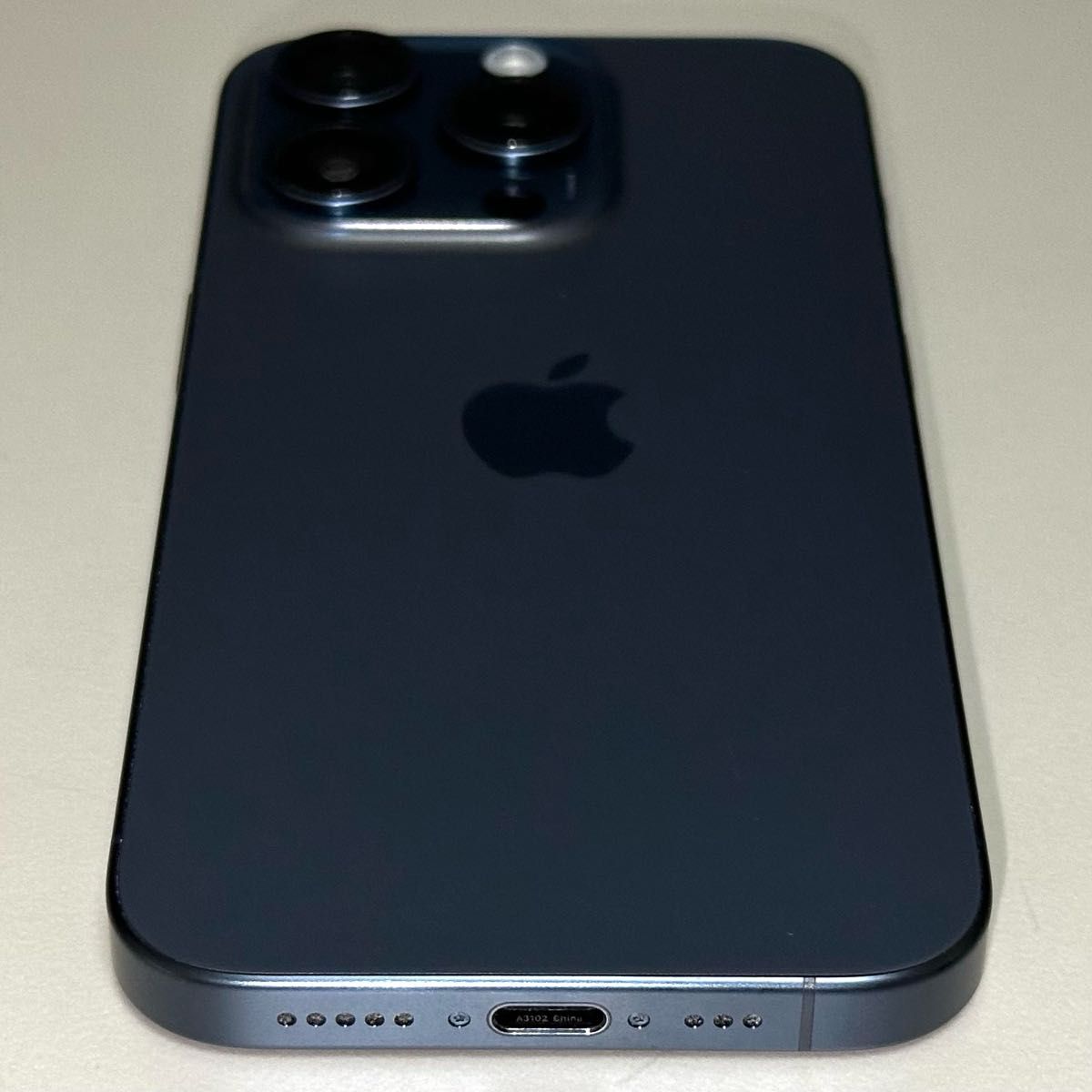 Apple iPhone 15 Pro 1TB 海外版 SIMフリー シンガポール版 ZP版