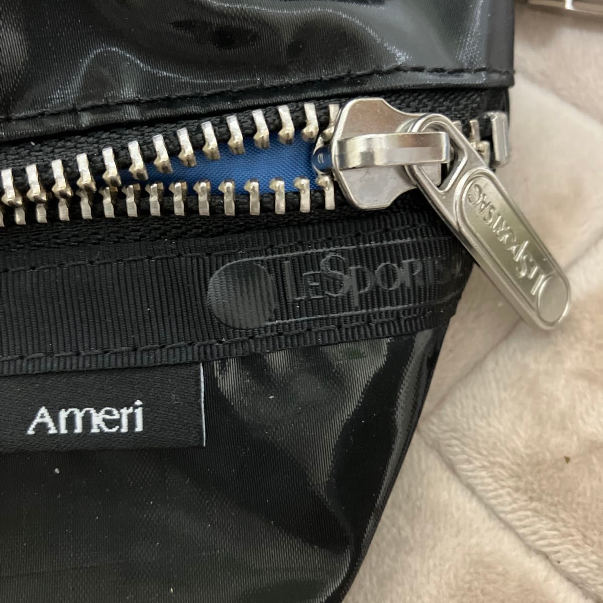 LeSportsac Ameri VINTAGE コラボ ボディバッグ ブラック｜Yahoo