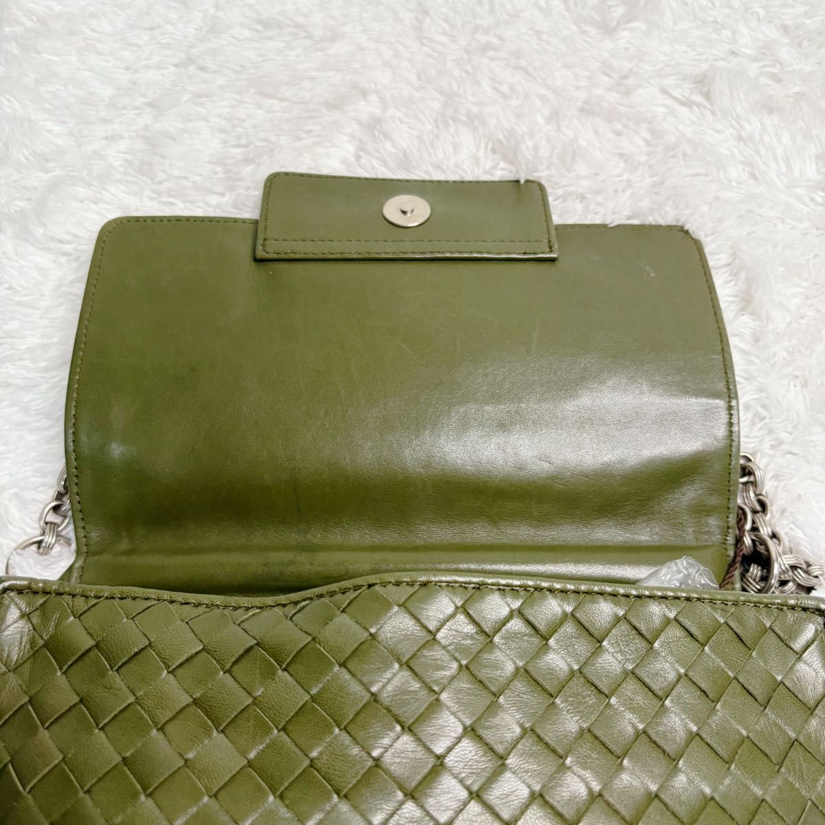 BOTTEGA VENETA イントレチャート ボッテガヴェネタ レザー ショルダー