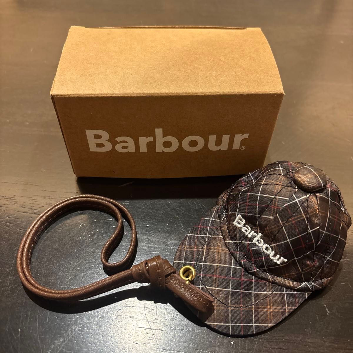 barbour バブアー バッグチャーム キャップ ノベルティ｜Yahoo!フリマ