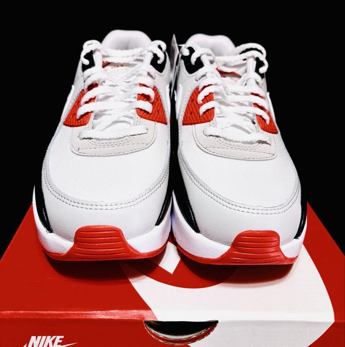 送料込 新品24 5cm ナイキ エア マックス90 LV8 AIR MAX 90 ホワイト