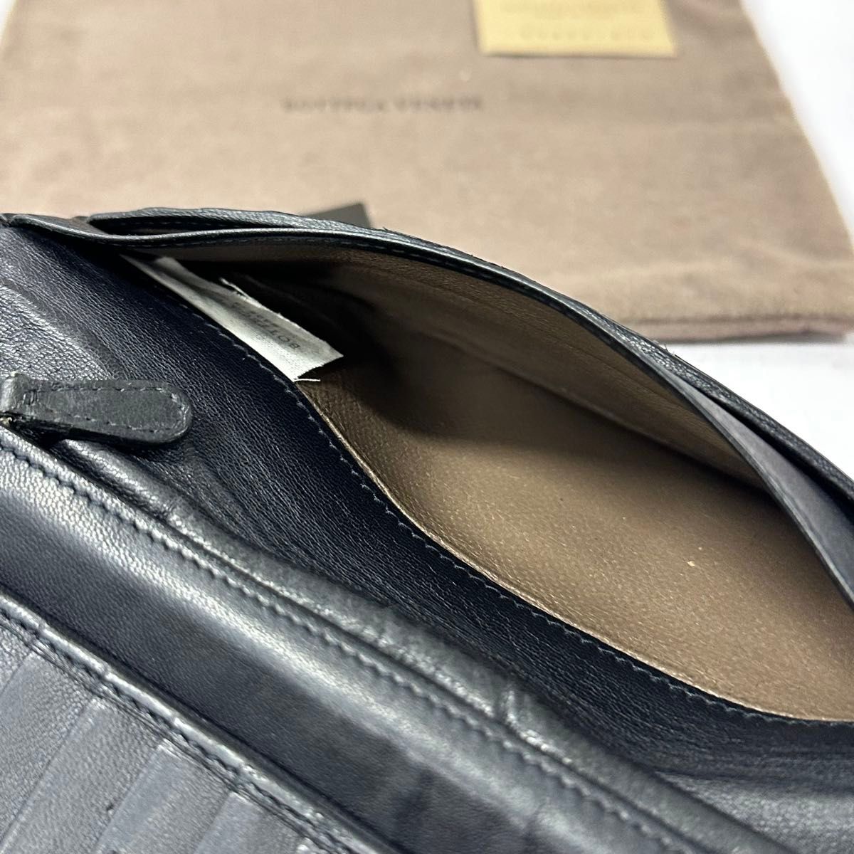 新品同様 希少 ボッテガヴェネタ BOTTEGA VENETA 財布 二つ折り 長財布