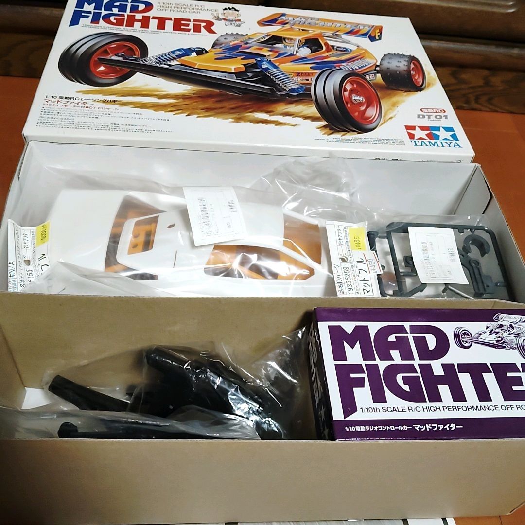 未組立 マッドファイター DT-01 キット 1/10 電動RC レーシングバギー