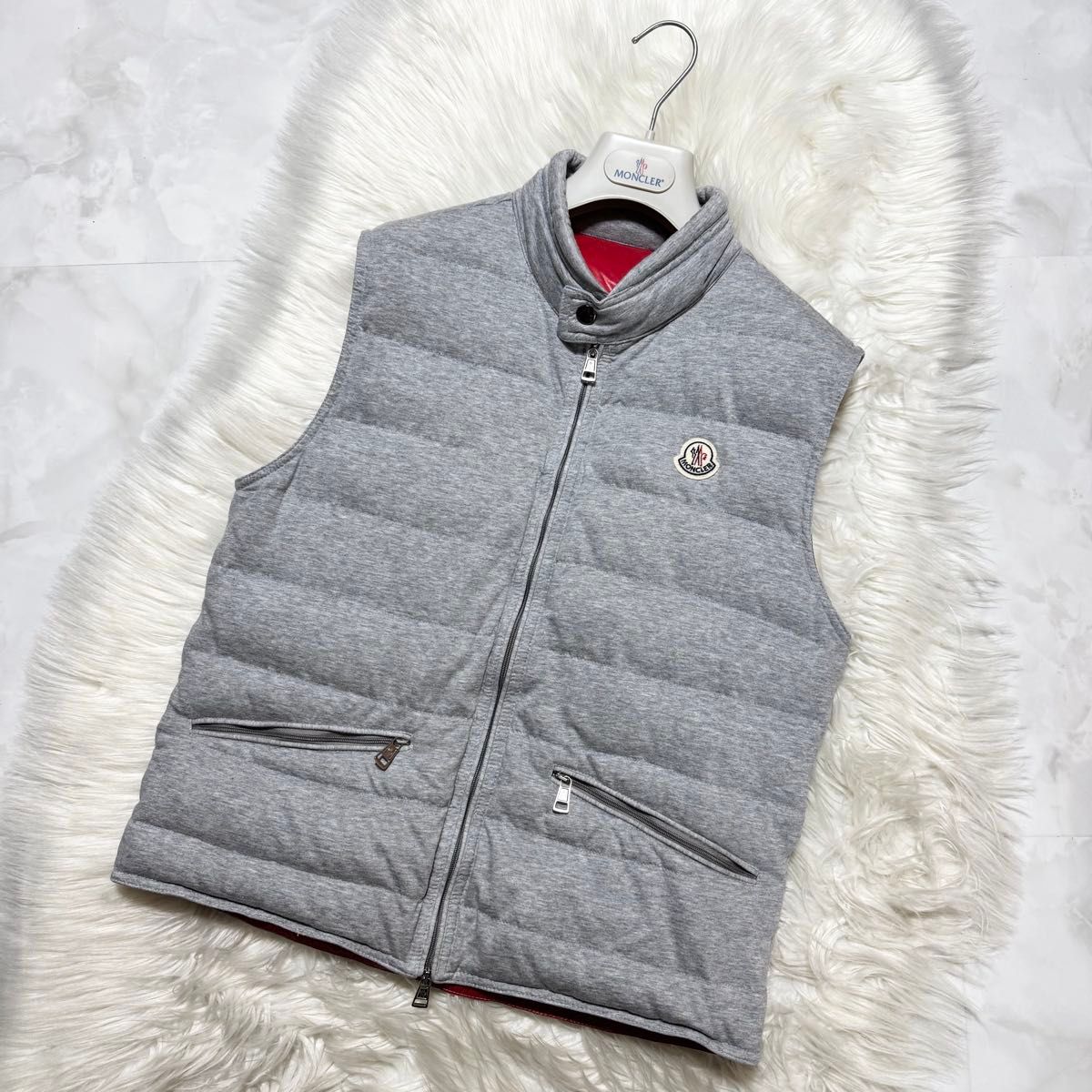 本物 美品 国内正規 モンクレール GERARD GILET ジレ ライトダウン