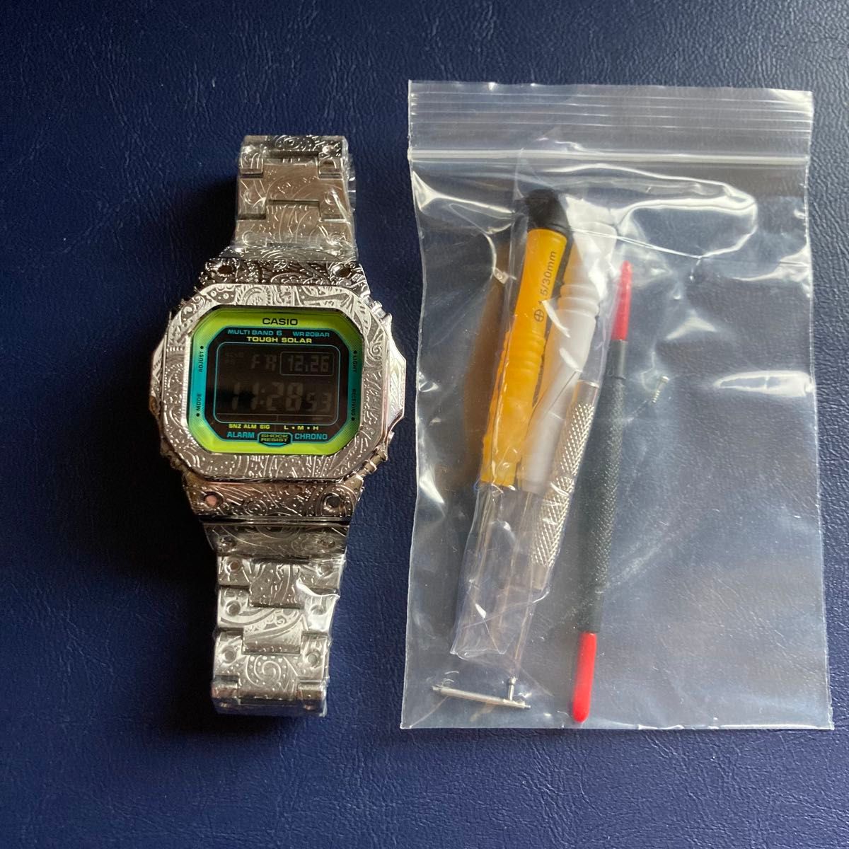 一点限り】【超美品】G-SHOCK GW-M5610シルバーペイズリー柄フルメタル