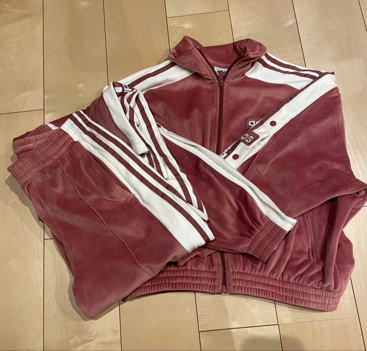 adidas W ADIBREAK VELOUR TT ベロア 上下 セット｜Yahoo!フリマ（旧