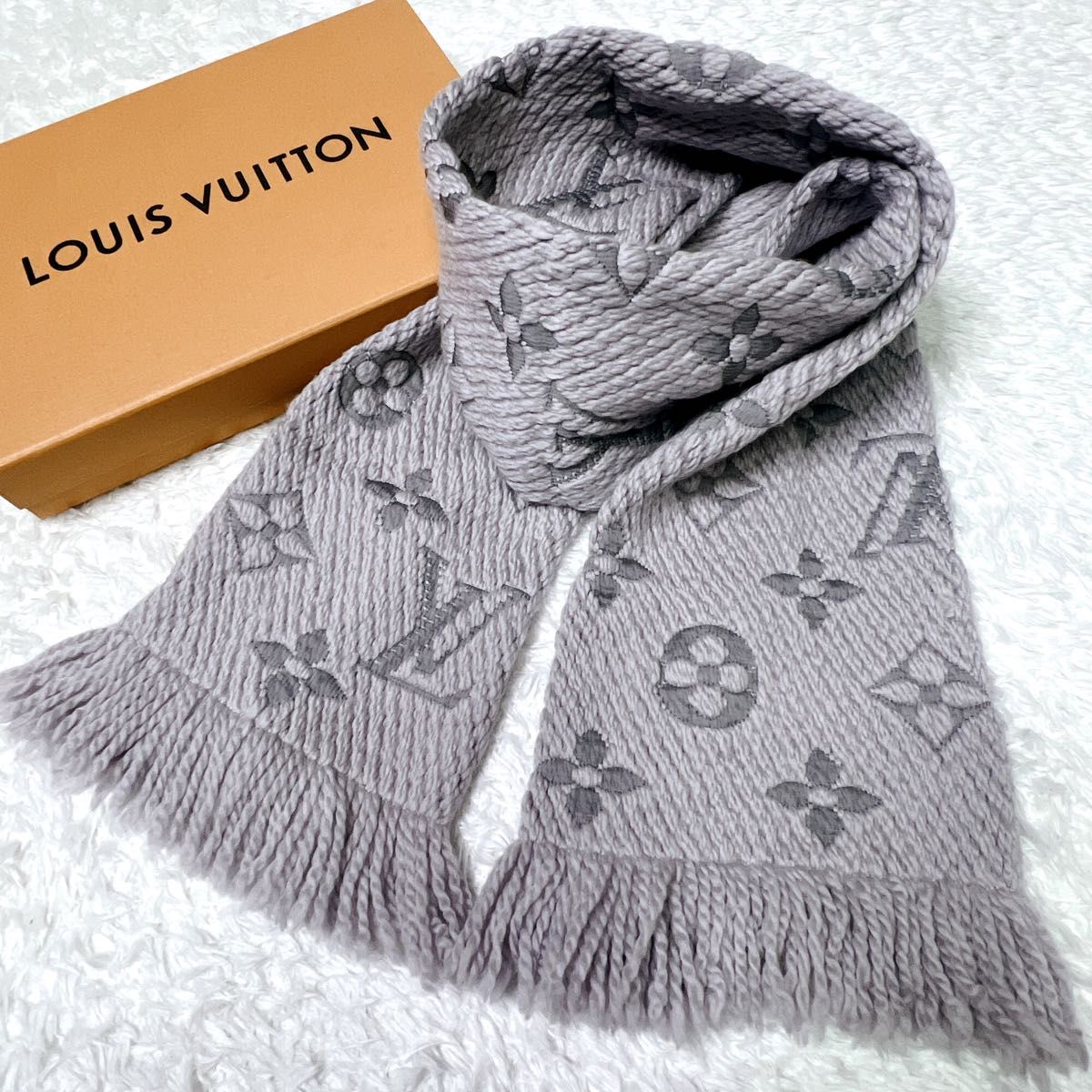 LOUIS VUITTON ルイヴィトン モノグラム エシャルプ・ロゴマニア