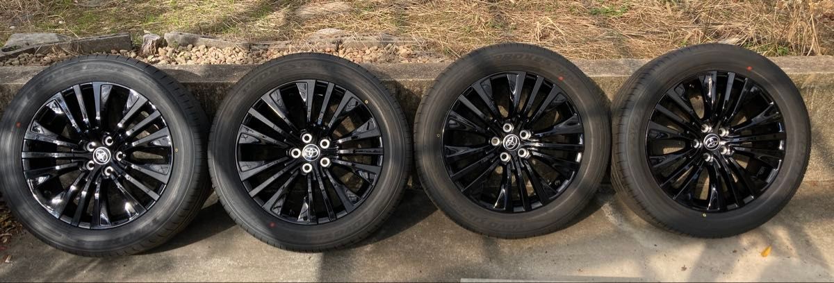 新車外し 80ハリアー ナイトシェード 純正 19インチ アルミホイール