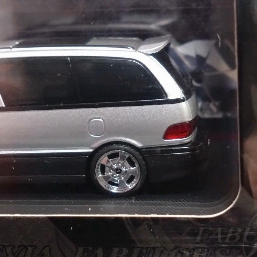 数量限定品】 MORTAL 1/64 トヨタ エスティマ (PREVIA) FABULOUS仕様