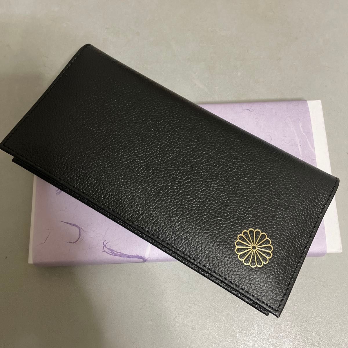 皇居 財布 ブラック 菊の御紋 長財布｜Yahoo!フリマ（旧PayPayフリマ）
