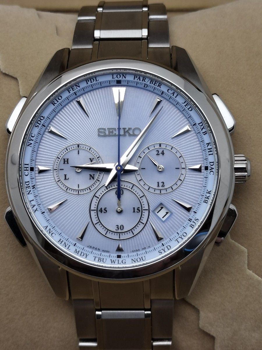 SEIKO 8B92 ソーラー電波 ワールドタイムクロノグラフ C-20 人気モデル