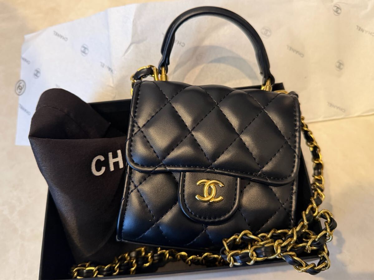 未使用 CHANEL ノベルティ ミラー付き キルティング ハンドバッグ
