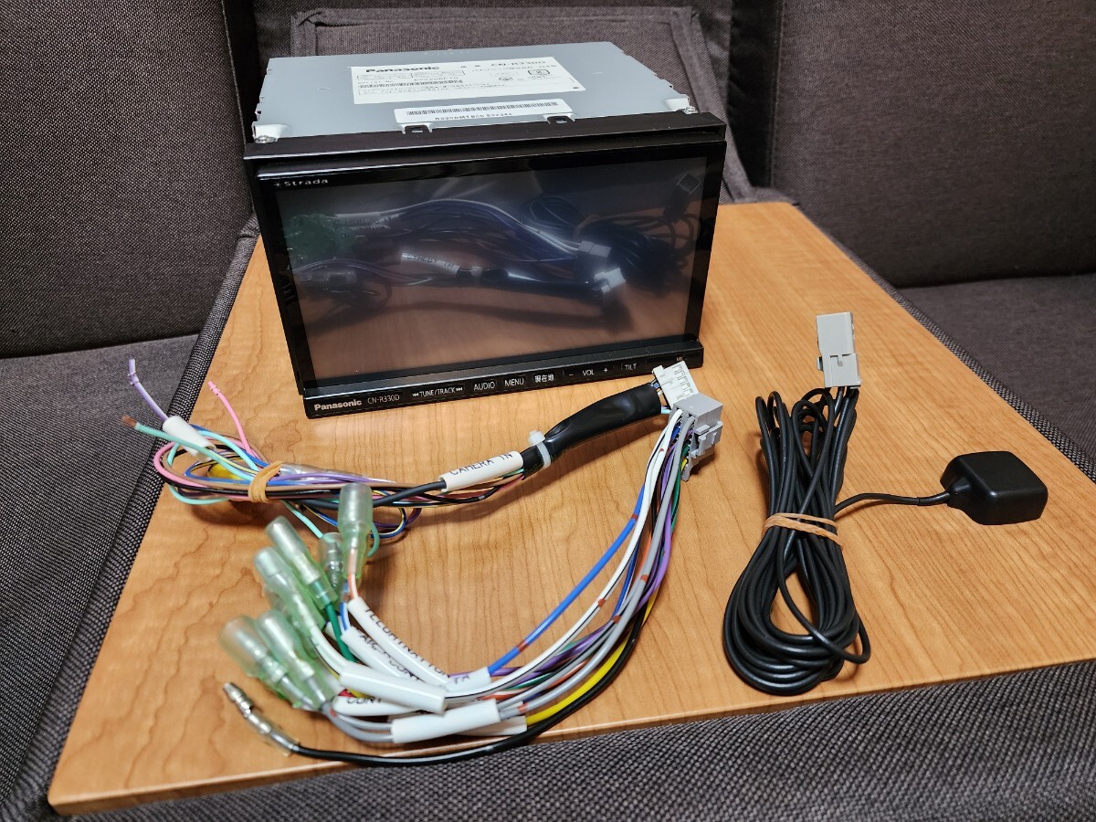 パナソニック ストラーダ cn-r330d メモリーナビ CD/SD/DVD/TV