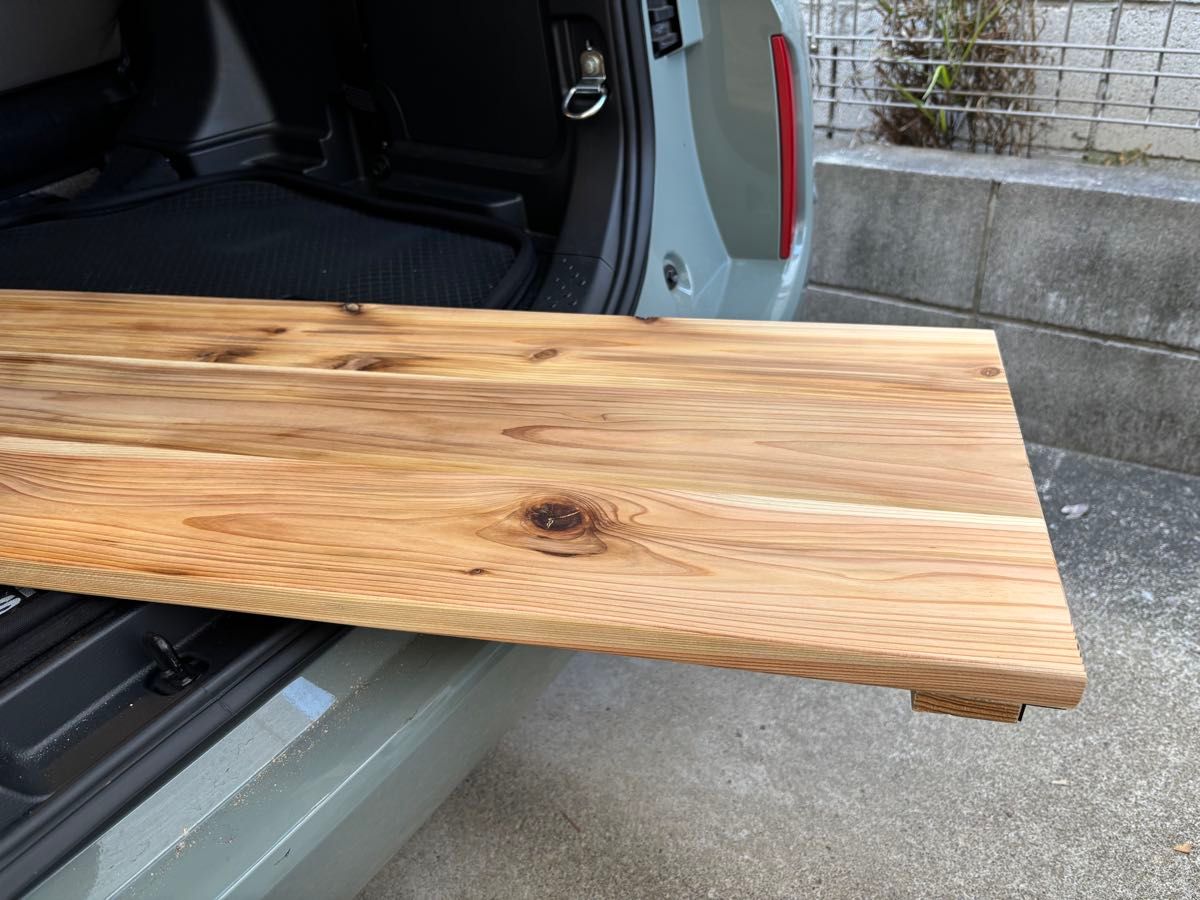 新型シエンタ10系専用 ラゲッジボード 杉無垢材 車中泊テーブル｜Yahoo