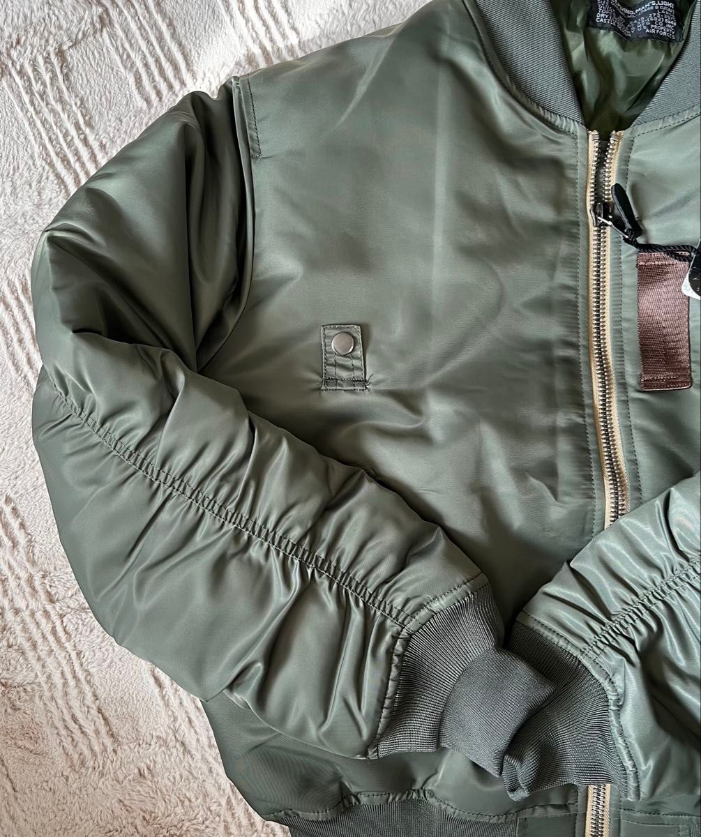 新品 MA-1 US AIR FORCEロゴ付きフライトジャケット オリーブグリーン