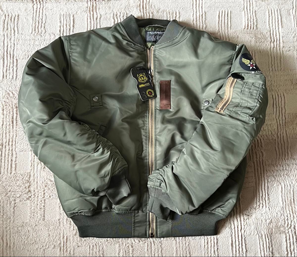 新品 MA-1 US AIR FORCEロゴ付きフライトジャケット オリーブグリーン