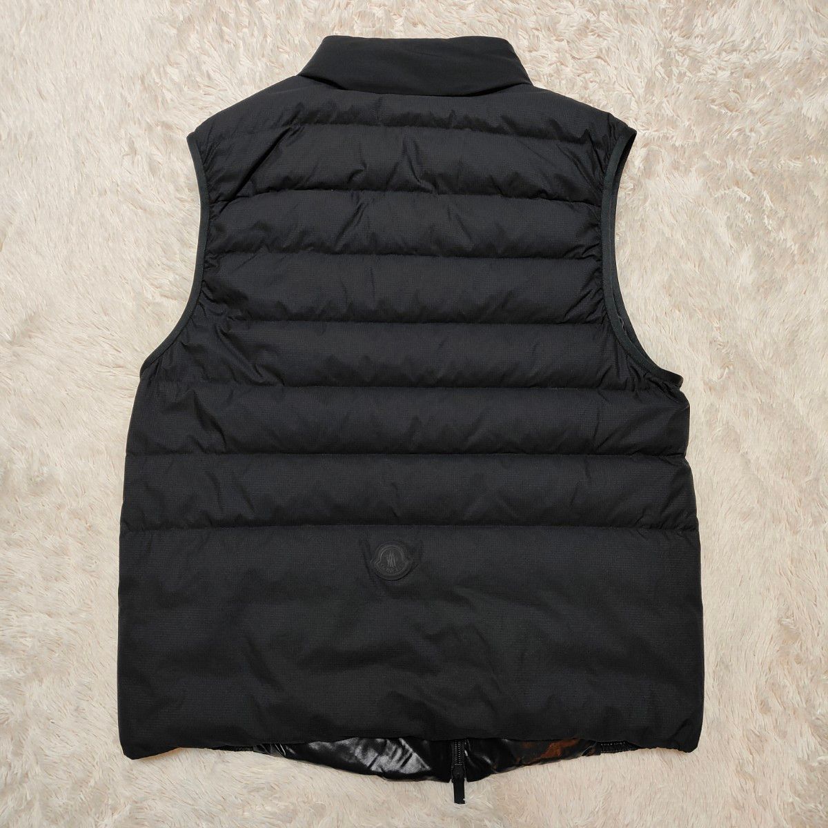 極美品 L相当 公式鑑定済 モンクレール 黒タグ 黒ワッペン ダウン