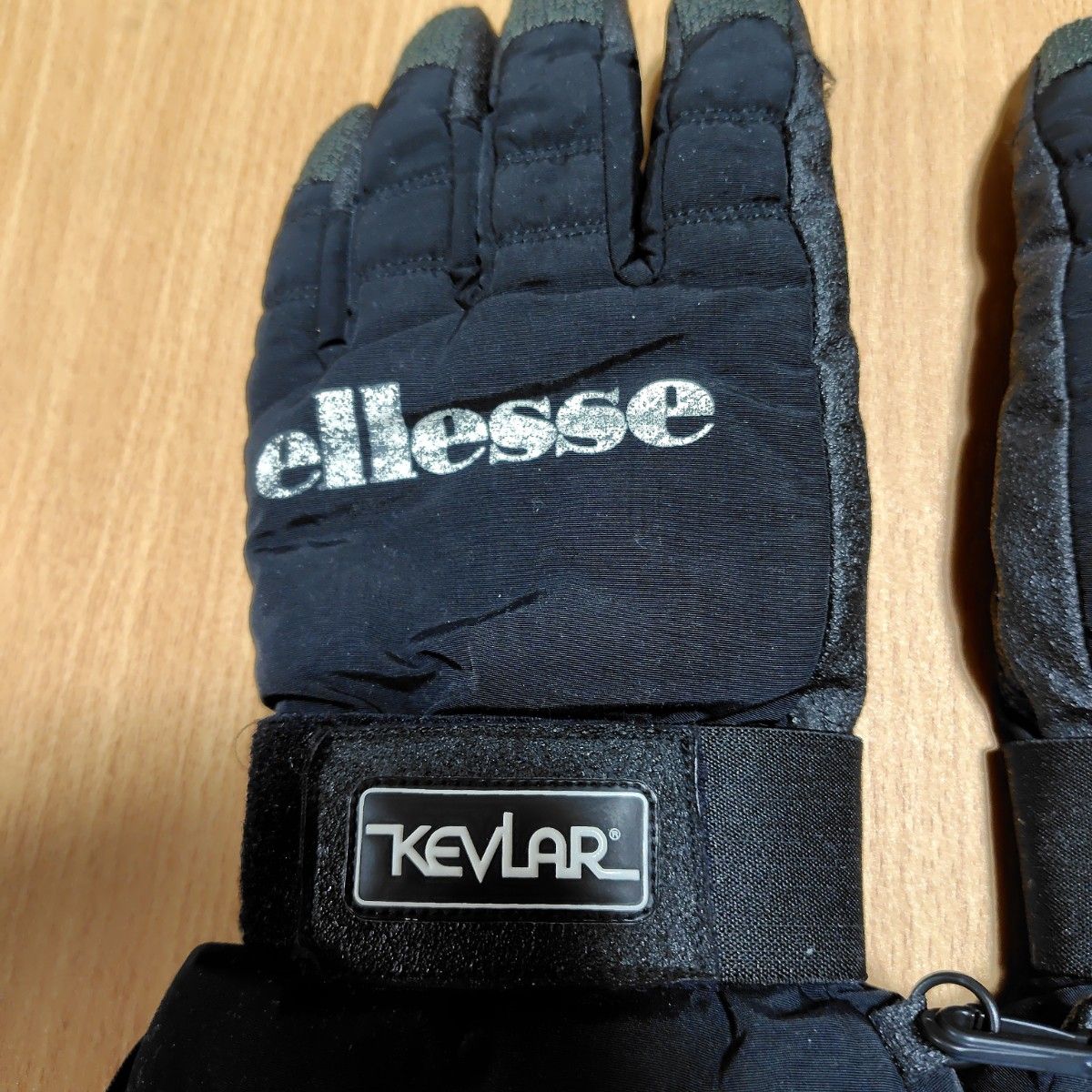 ellesse エレッセ スキー スノーボード グローブ KEVLAR ブラック