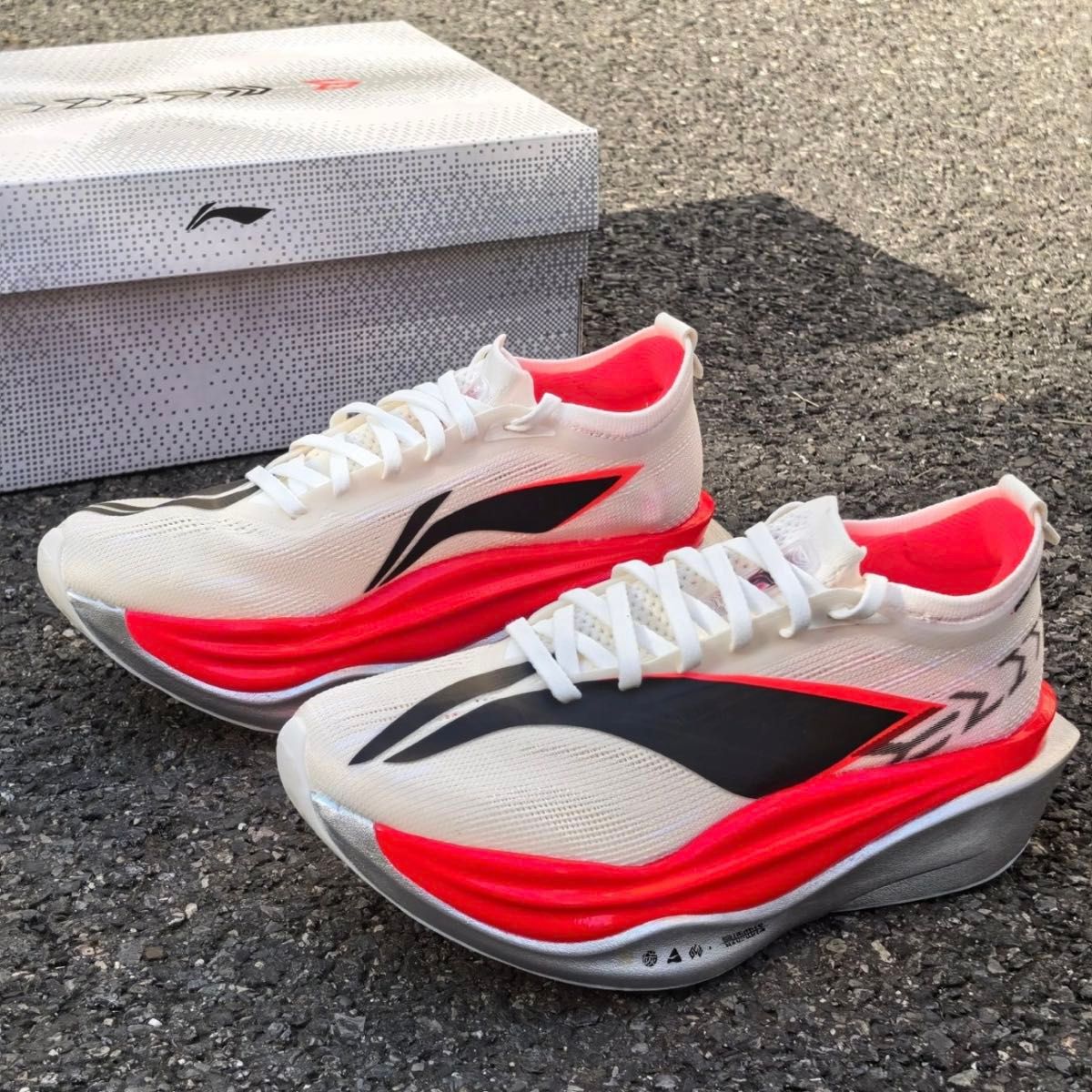 LI−NING FEIDIAN 6 ELITE 大迫傑選手着用モデルリーニン ランニング