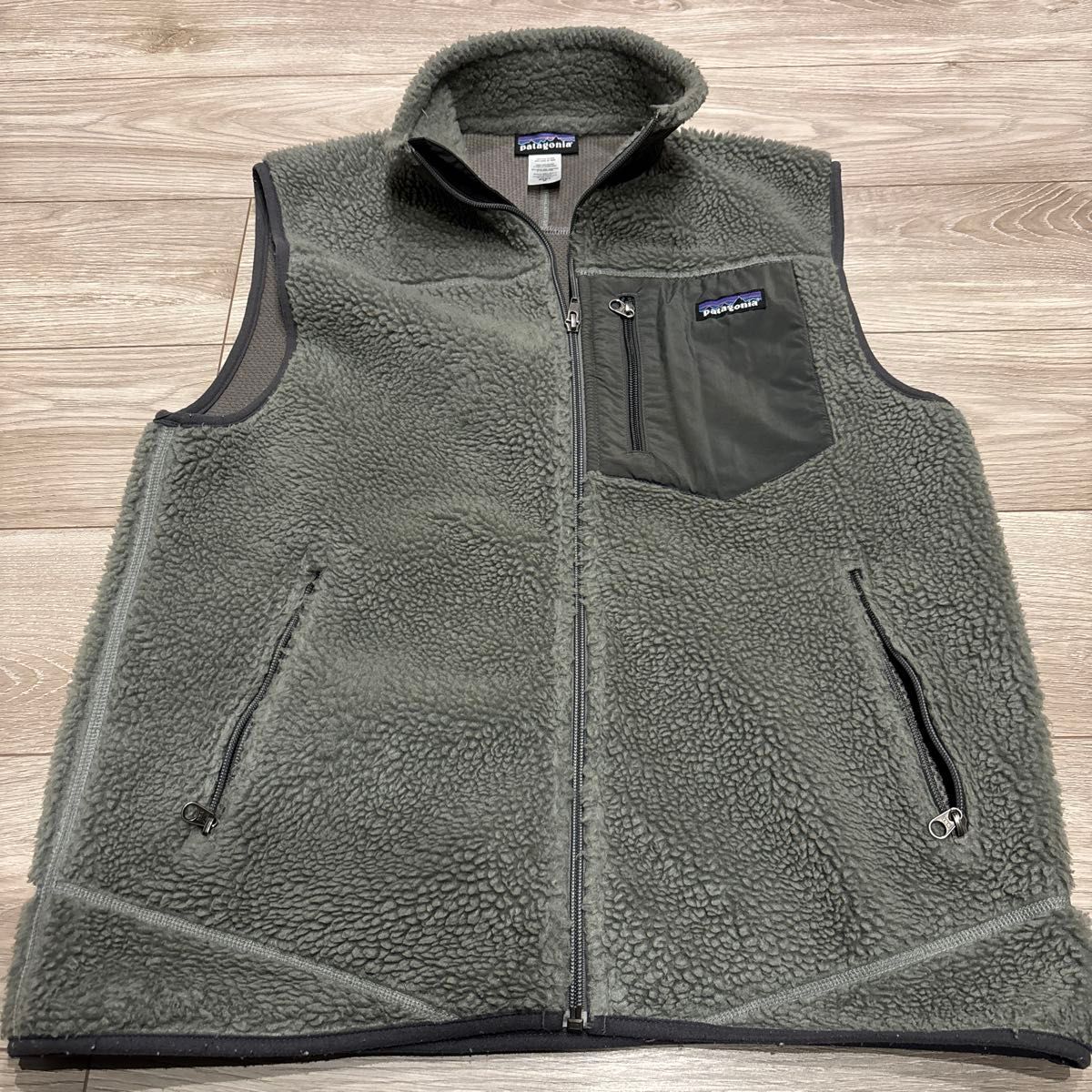 Patagonia パタゴニア レトロX フリースベスト グレー フェザーグレー