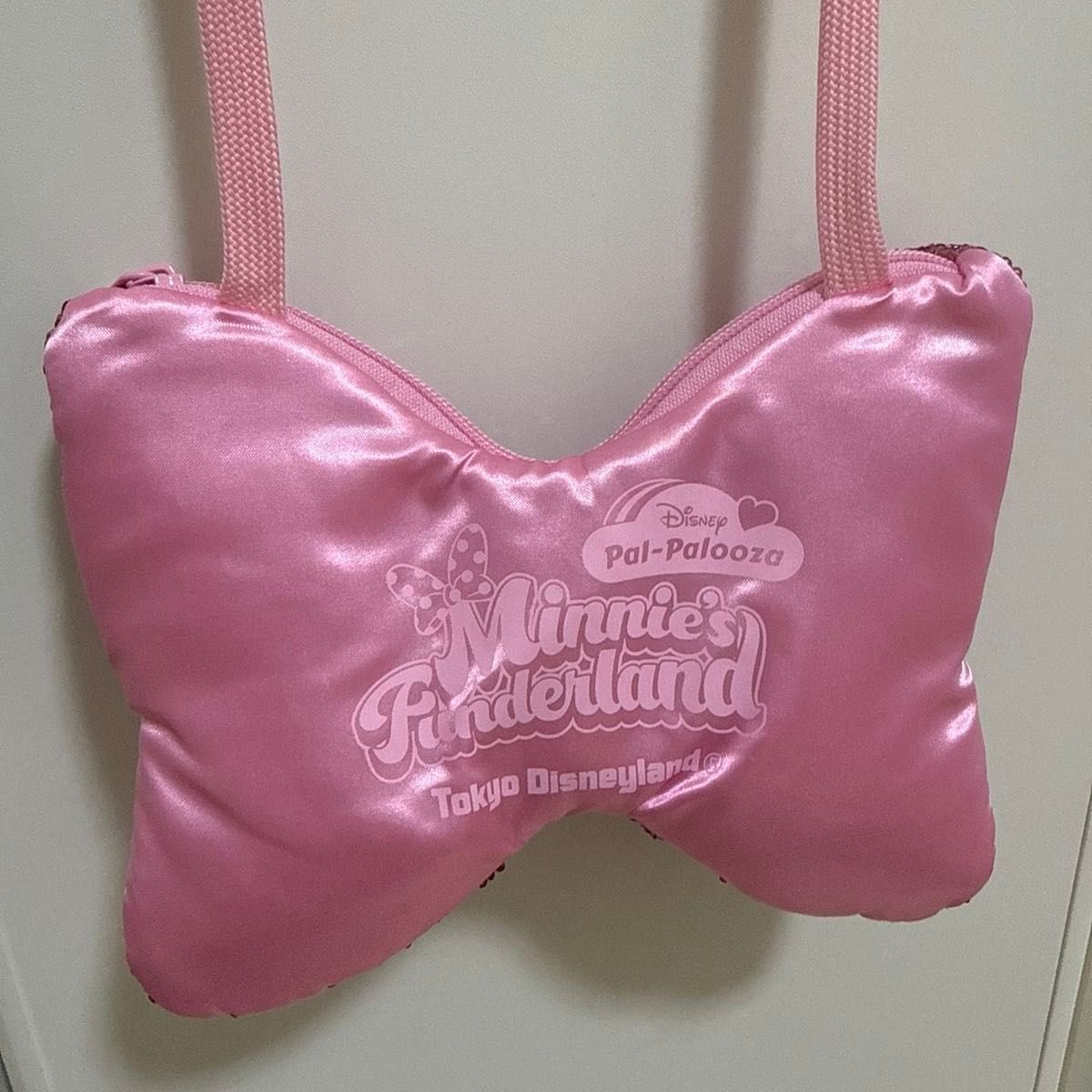 美品】ディズニー ミニー パルパルーザ リボン ポシェット ショルダー