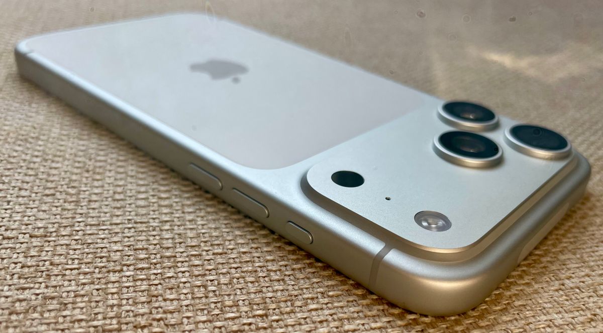 2025/9 iPhone 17 Pro Max 256GB シルバー(Silver) バッテリー 100