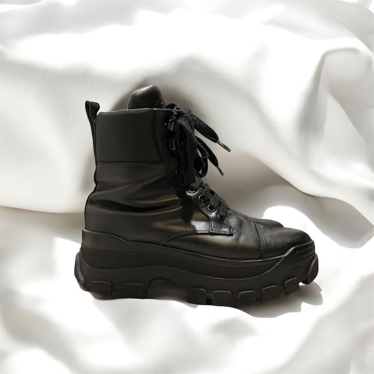 プラダ PRADA コンバットブーツ サイドジップ 23cm 厚底 ブラック