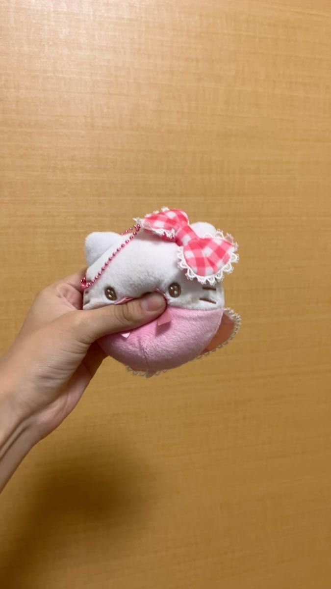 LOWRYS FARM 【EVA x HELLO KITTY】トイキーホルダー ハローキティ