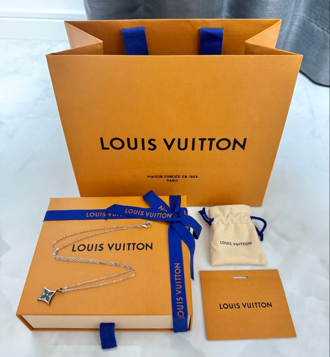極美品 louis vuitton ネックレス モノグラム柄 【正規品】｜Yahoo