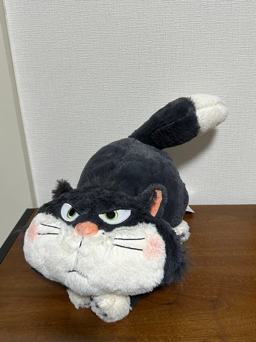 新品タグ付】寝そべり なでなでしてね 超BIGぬいぐるみ ルシファー