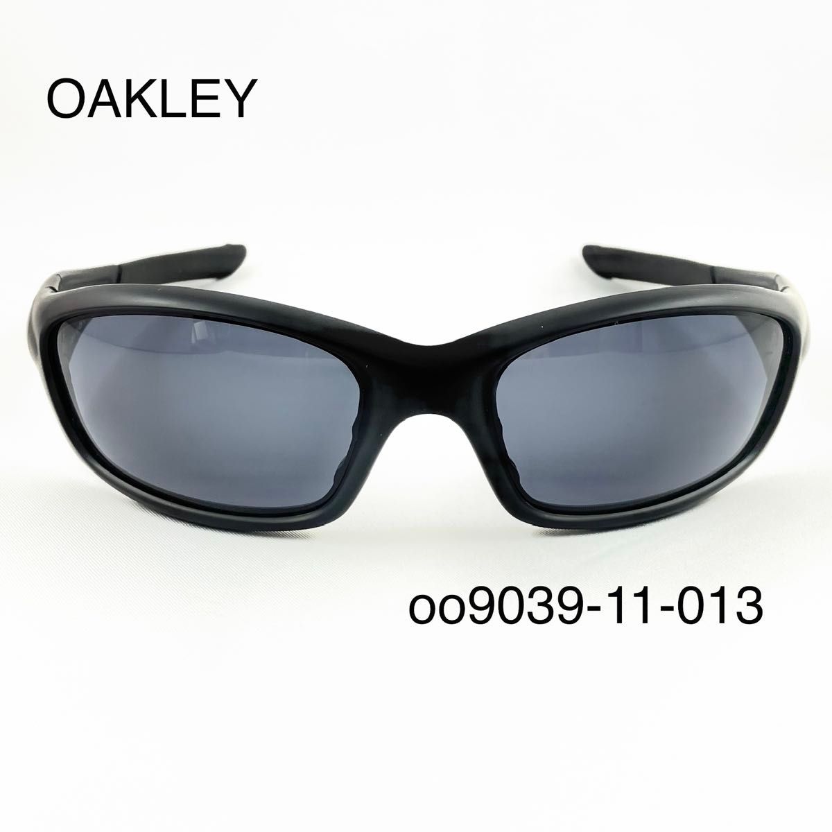 ioさん着用モデル オークリー OAKLEY STRAIGHT JACKET oo9039 11-013