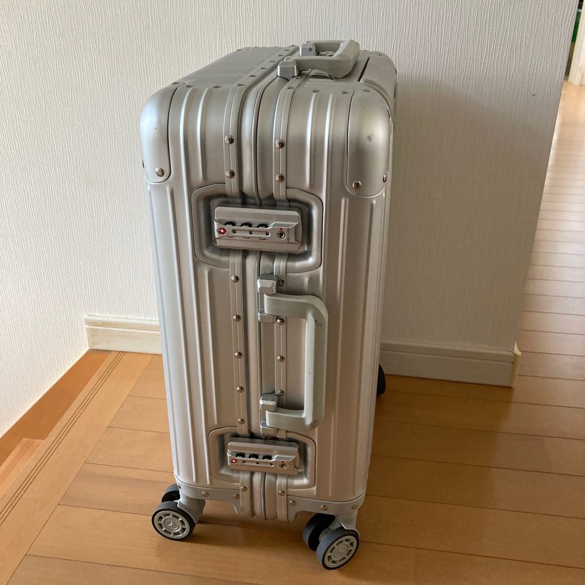 メルセデスベンツ スーツケース 32 L 機内持込み可 キャビン｜Yahoo