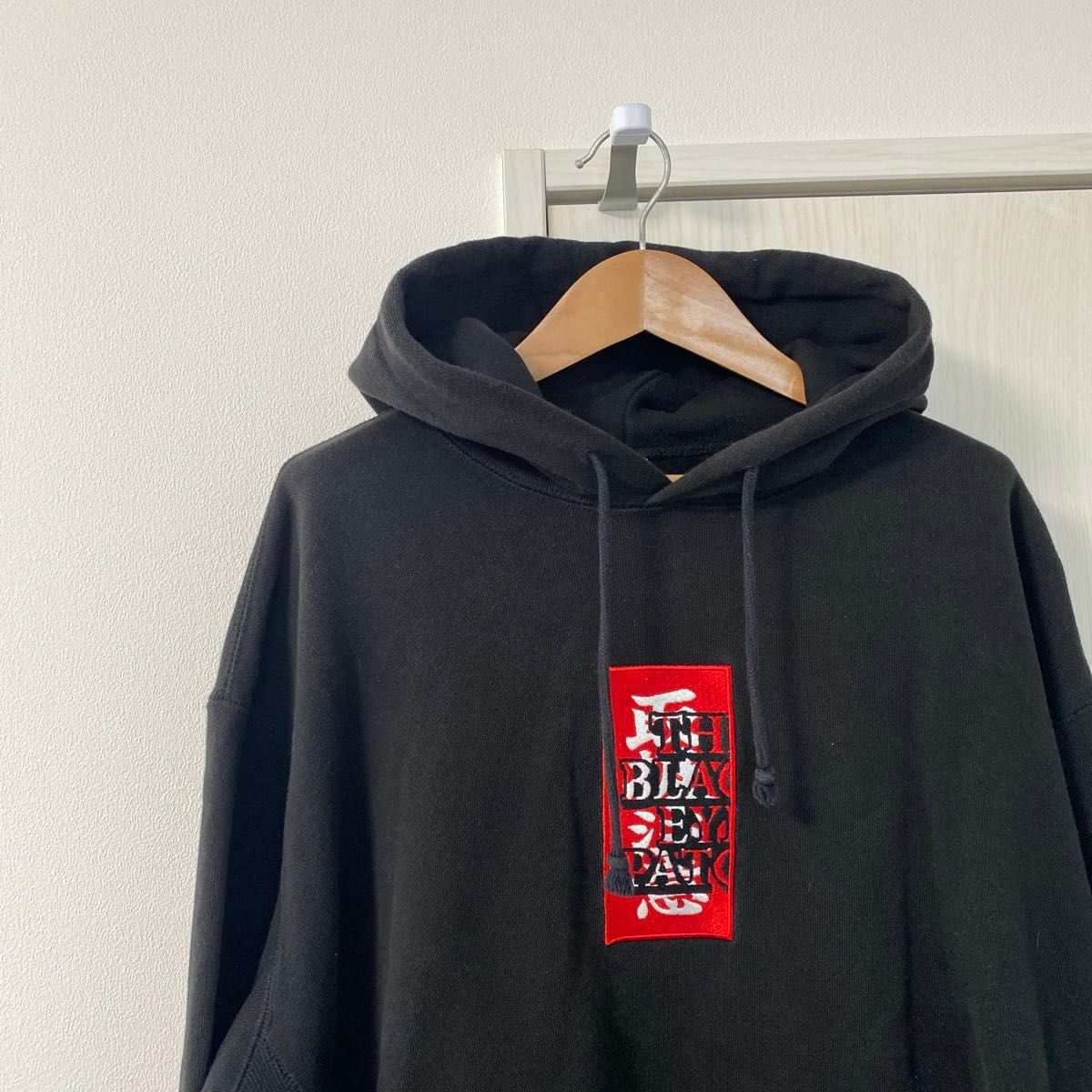 BlackEyePatchブラックアイパッチ 取扱注意 パーカー フーディーXL