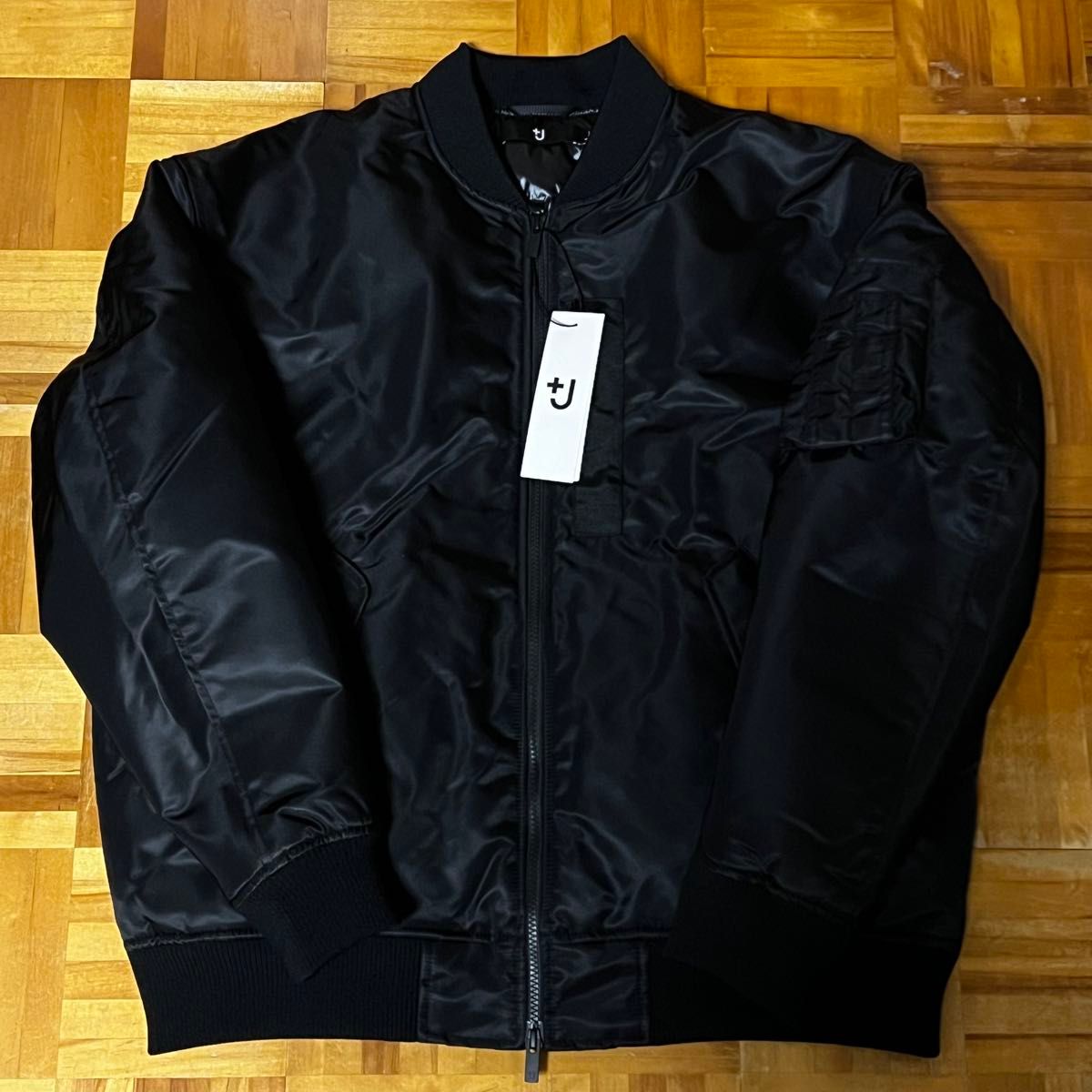 UNIQLO +J ハイブリッドダウンオーバーサイズMA-1 ブラック XL 新品