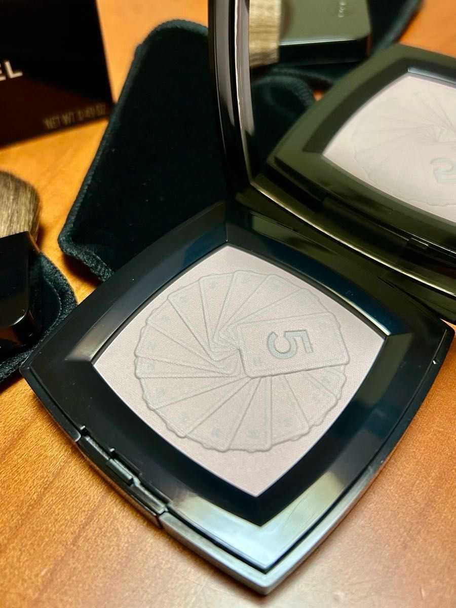 新品未使用】CHANEL レ タロット ドゥ シャネル ラヴェンダー フェイス