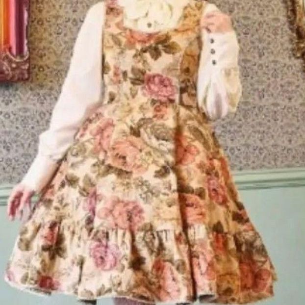 最安値 新品タグ付き ノエルドメモワールしまむら×クラロリくる実さん