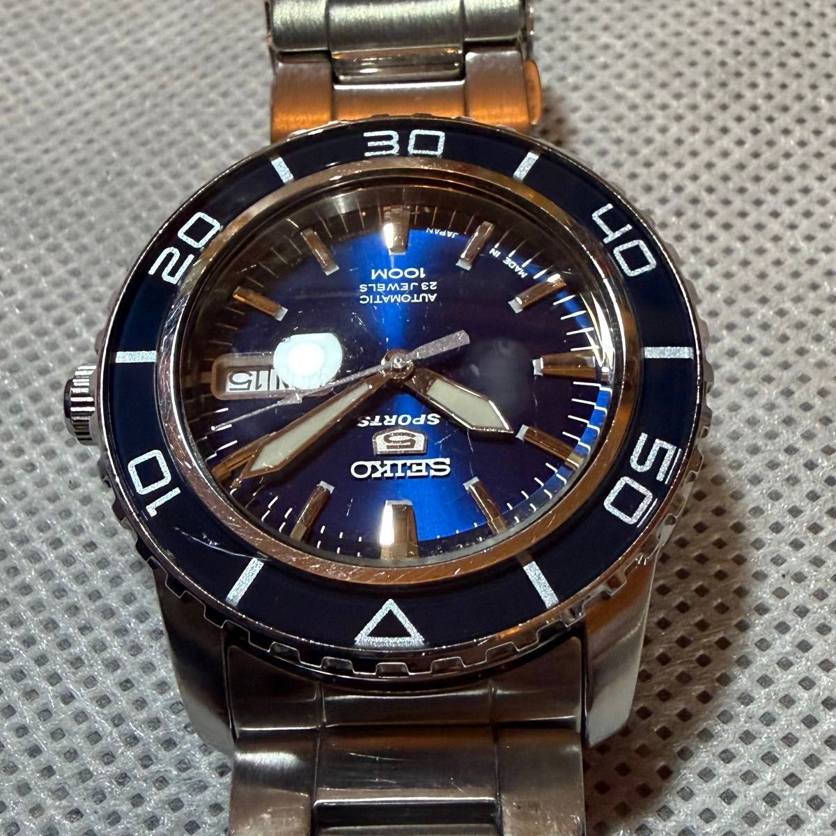SEIKO 5 自動巻き ダイバーズウォッチ ネイビー SEIKO 5 自動巻き