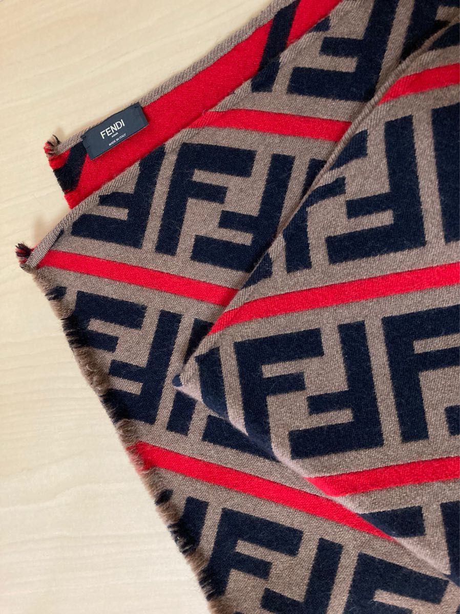 フェンディ FENDI マフラー ショール ストール FF ズッカ ズッカ柄