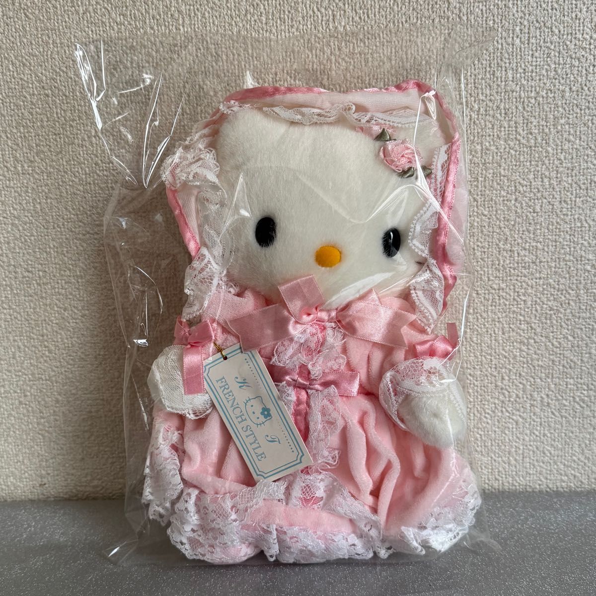 超レア 希少 ドイツ限定 ハローキティ ぬいぐるみ フランス人形