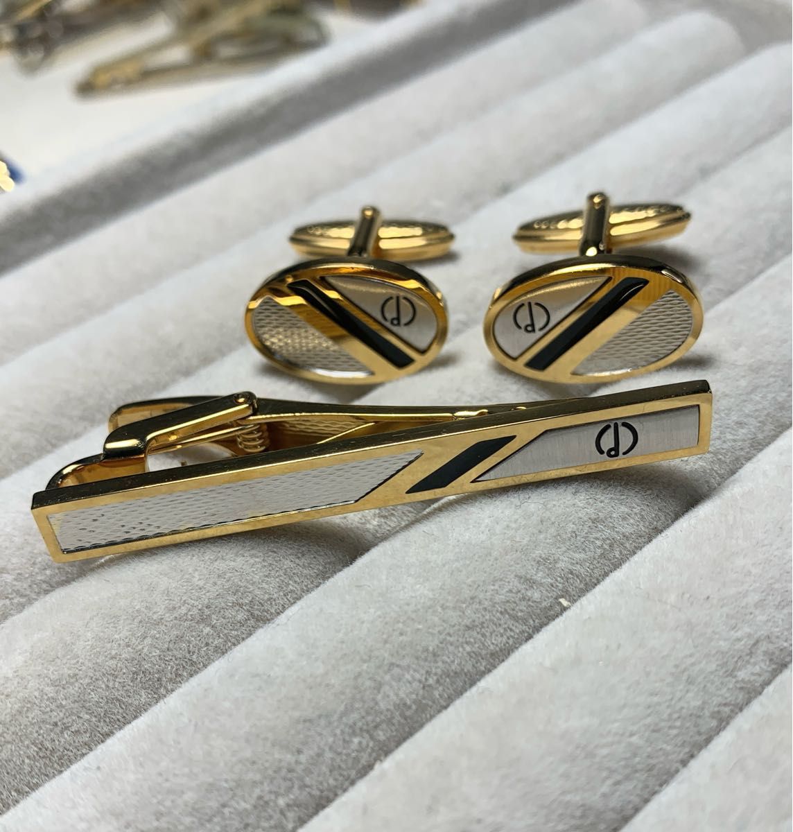 dunhill ダンヒル タイピン カフス セット シルバー×ゴールドカラー