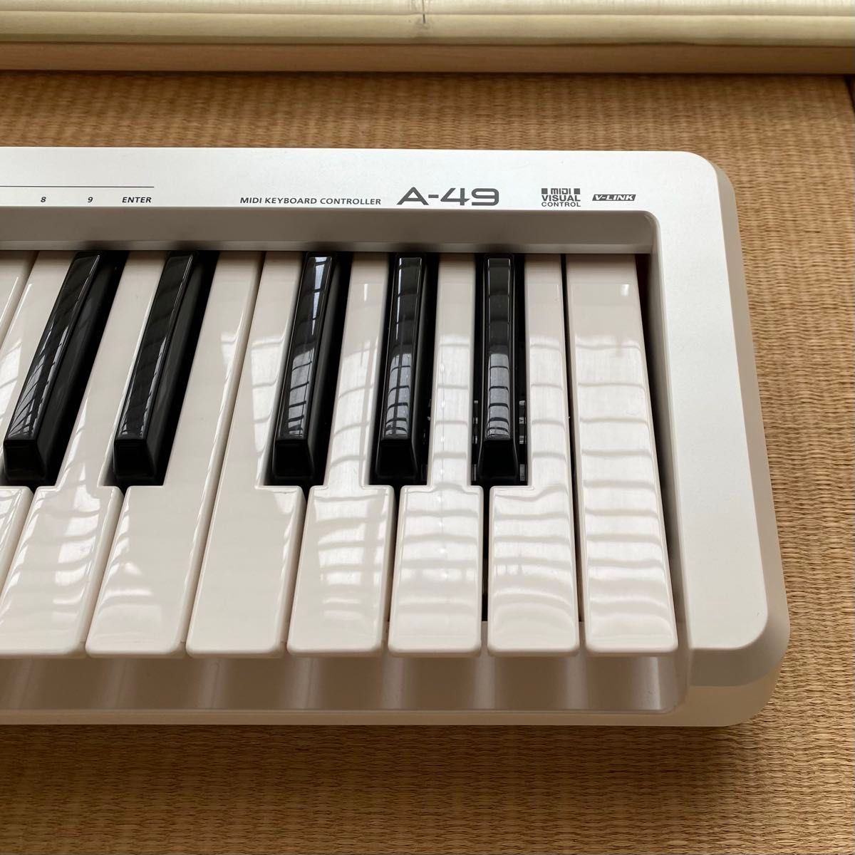 Roland A-49 MIDIキーボード・コントローラー ホワイト｜Yahoo!フリマ