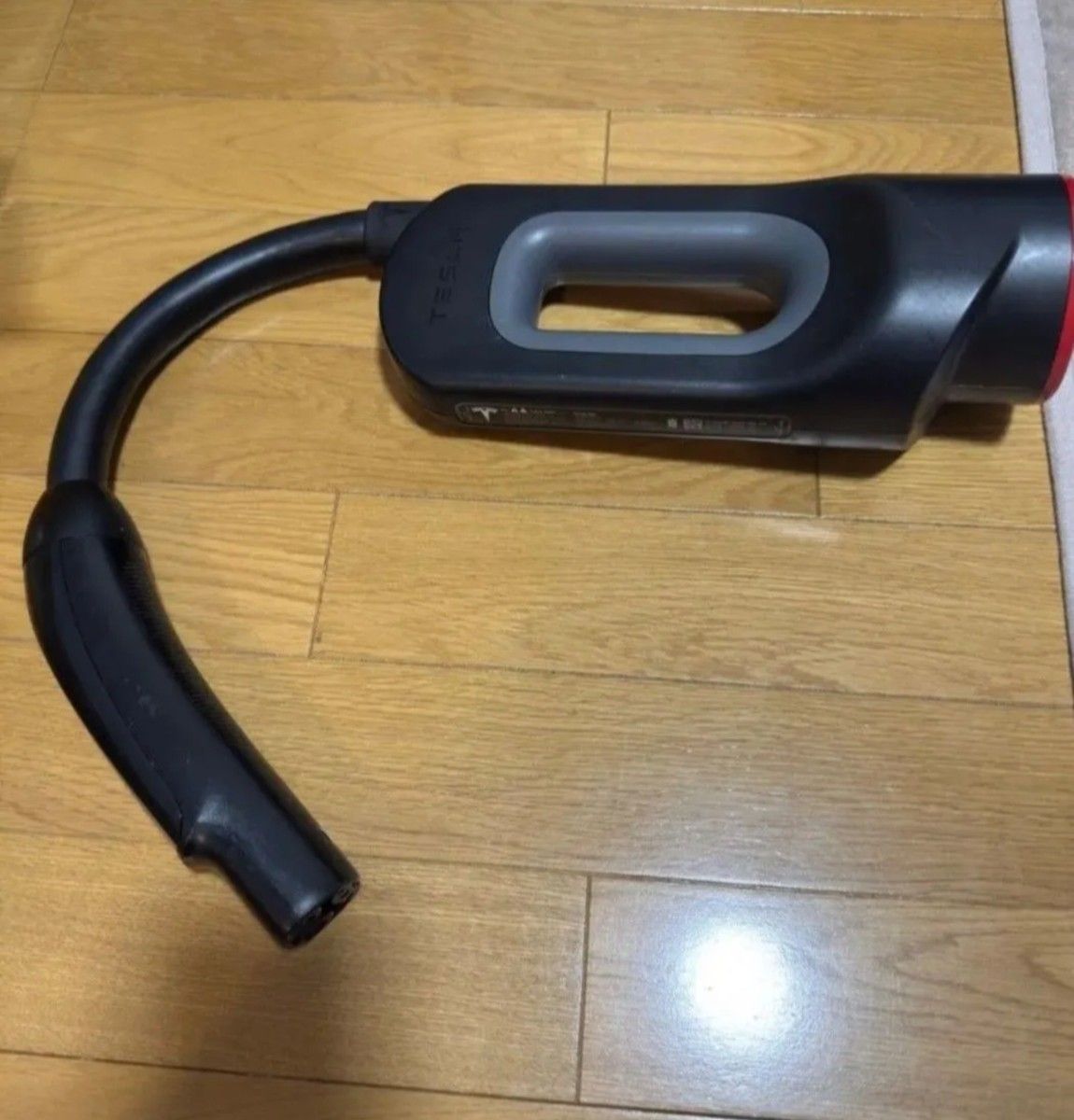 テスラ社の純正チャデモアダプター CHAdeMO テスラ｜Yahoo!フリマ（旧