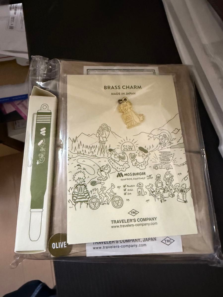 TRAVELER' S notebookモスバーガー50thアニバーサリーセット｜Yahoo